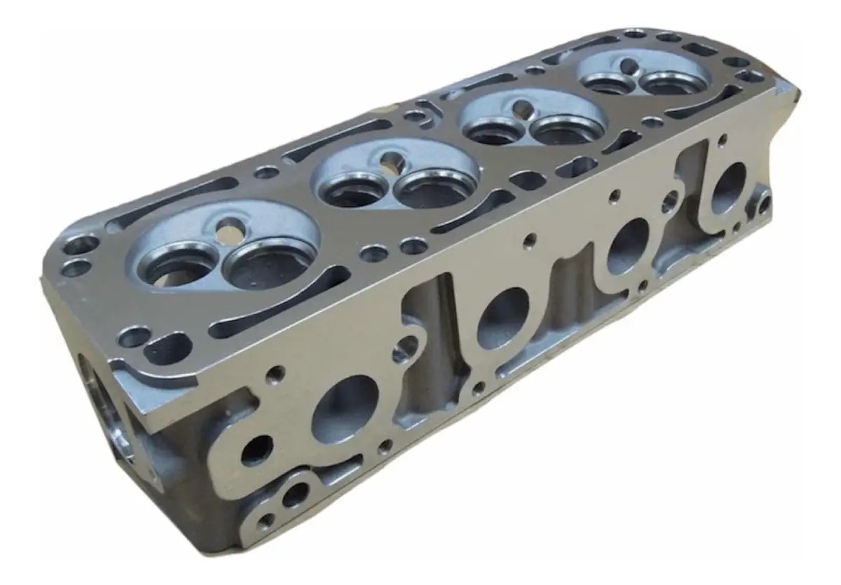 TAPA DE CILINDRO CHEVROLET CORSA/ PRISMA 1.4 - BOTADOR CHICO